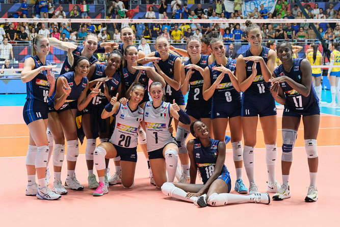 Italy national team wins the match against Bosnia & Herzegovina during the Final Round Day 7 of the Women’s CEV Eurovolley 2023 in Turin (Italy). (ph. Davide Di Lalla ©Unicode Images)