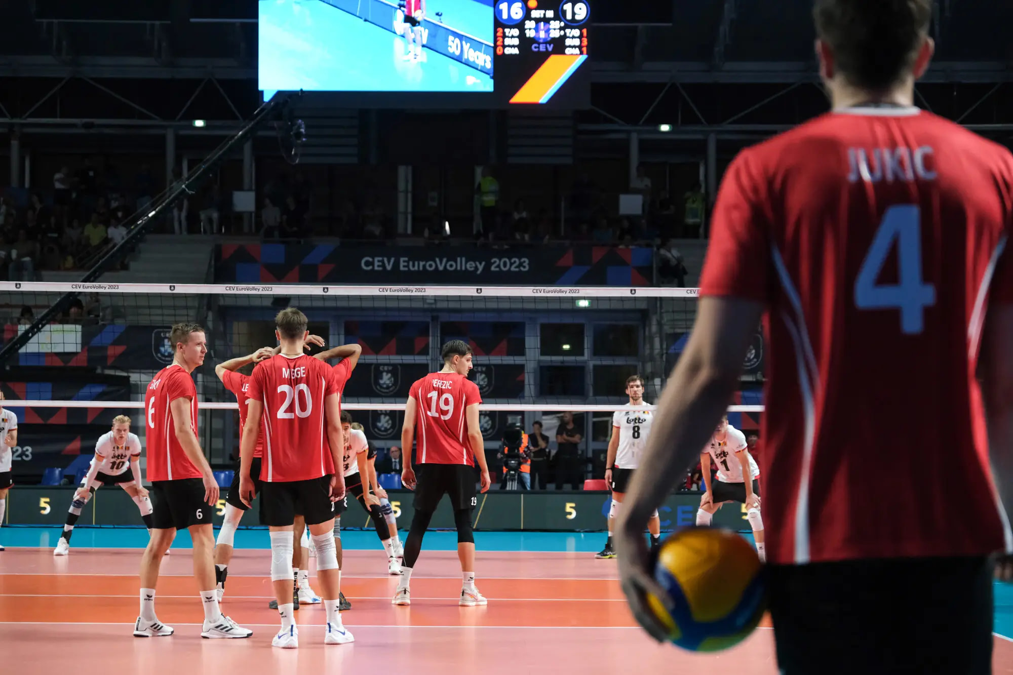 Switzerland national team during the Final Round Day 8 of the Men’s CEV Eurovolley 2023 between Switzerland vs Belgium in Ancona (Italy). (ph. Davide Di Lalla ©Unicode Images)