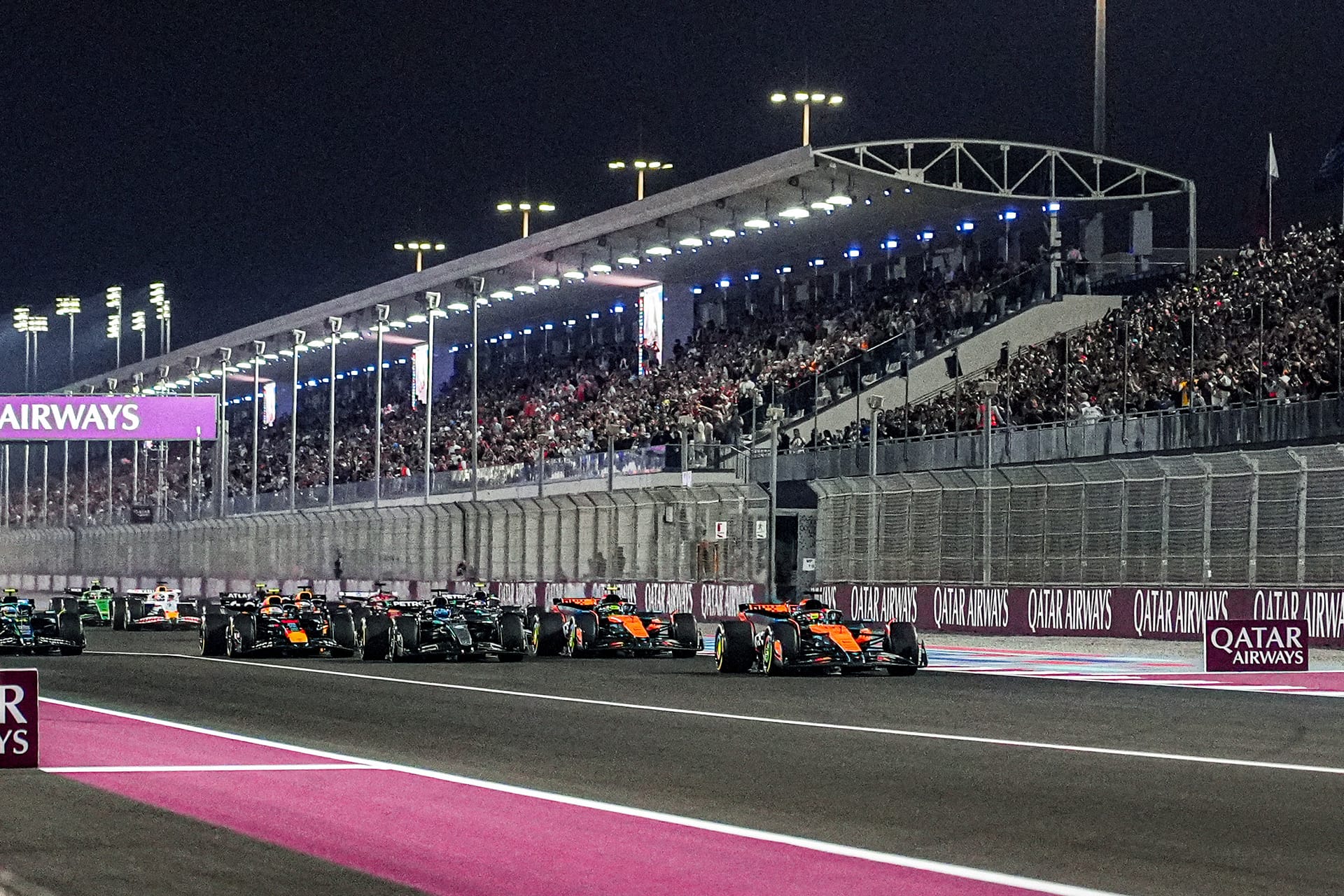 Sprint Race of the Formula 1 Qatar Airways Qatar Grand Prix 2025 in ...
